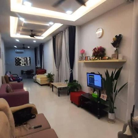 Homestay Restu Bonda Kampung Cerang Ruku Extérieur photo
